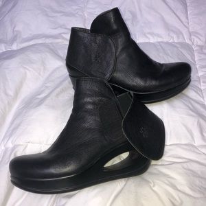 Fly London black ankle boots EUR size 42